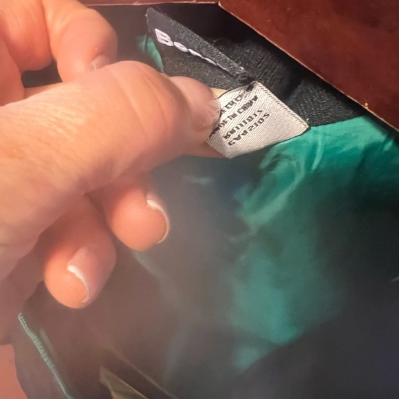 Bench wind and water proof jacket size S - Picture 10 of 10